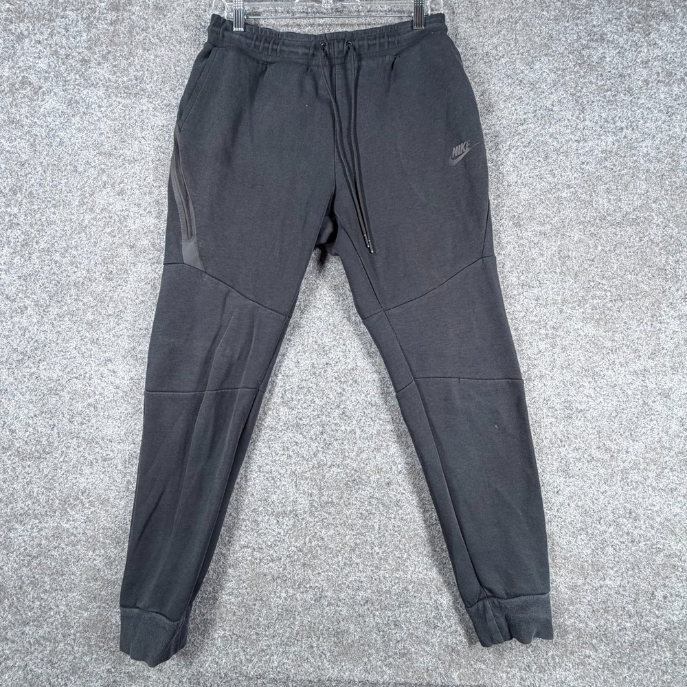 Nike Sportswear Jogger Sweatpants Mens Medium Charcoal Swoosh Logo 805162 010‎